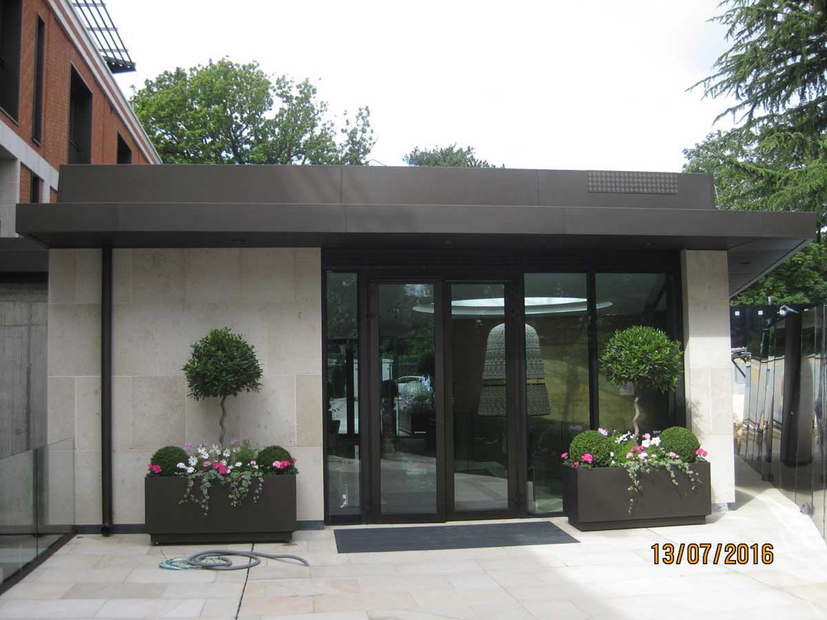 Steel roof Shelter